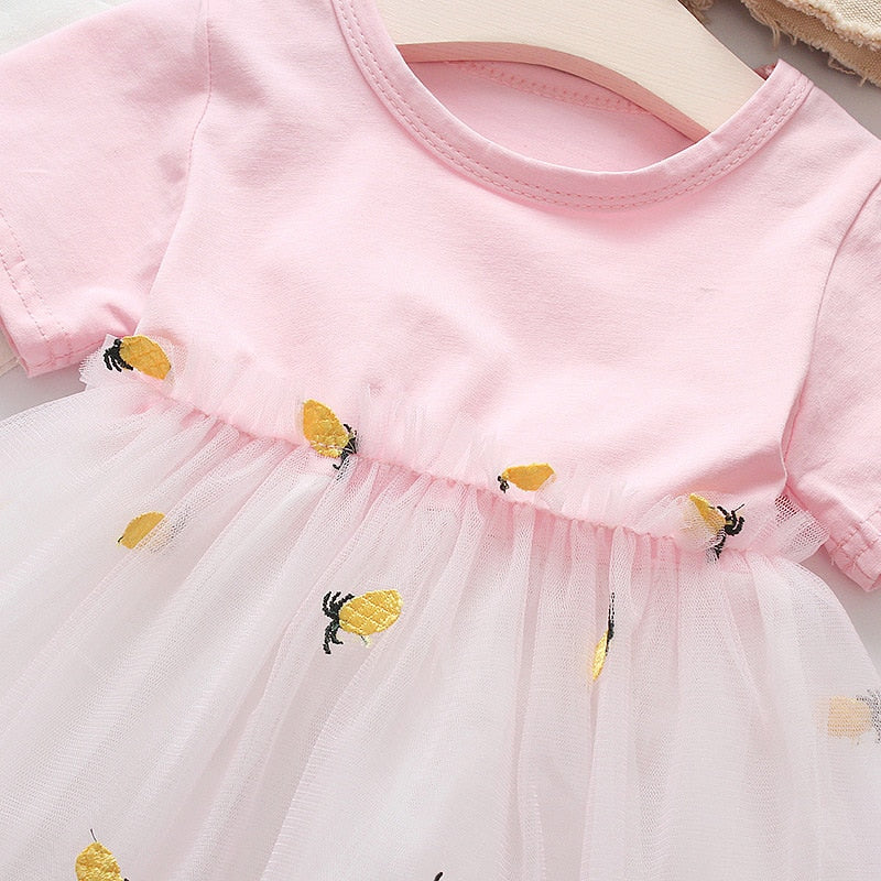 Small and medium girl pineapple skirt Small and medium girl pineapple skirt